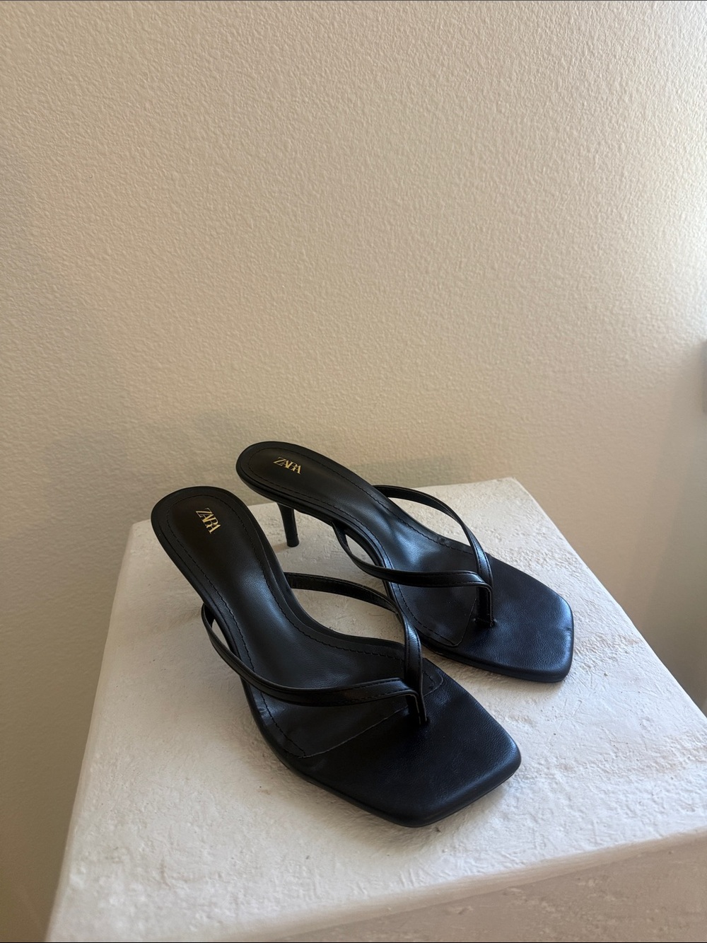Zara Black Square-Toe Strappy Mid Heel Sandals